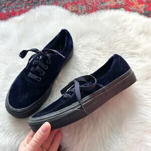 Blue Velvet Vans, Women's 6